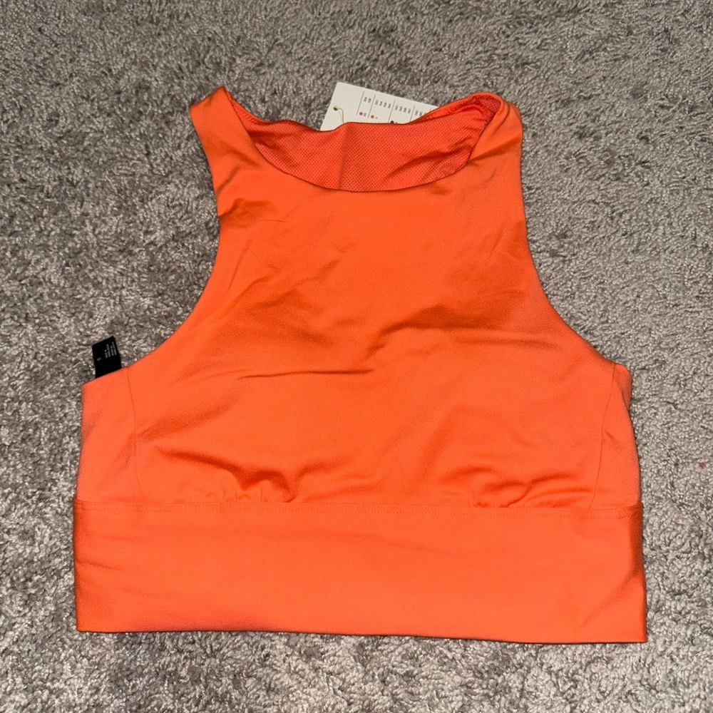 NWT Women's All in Motion Sculpt- High Sports Bra